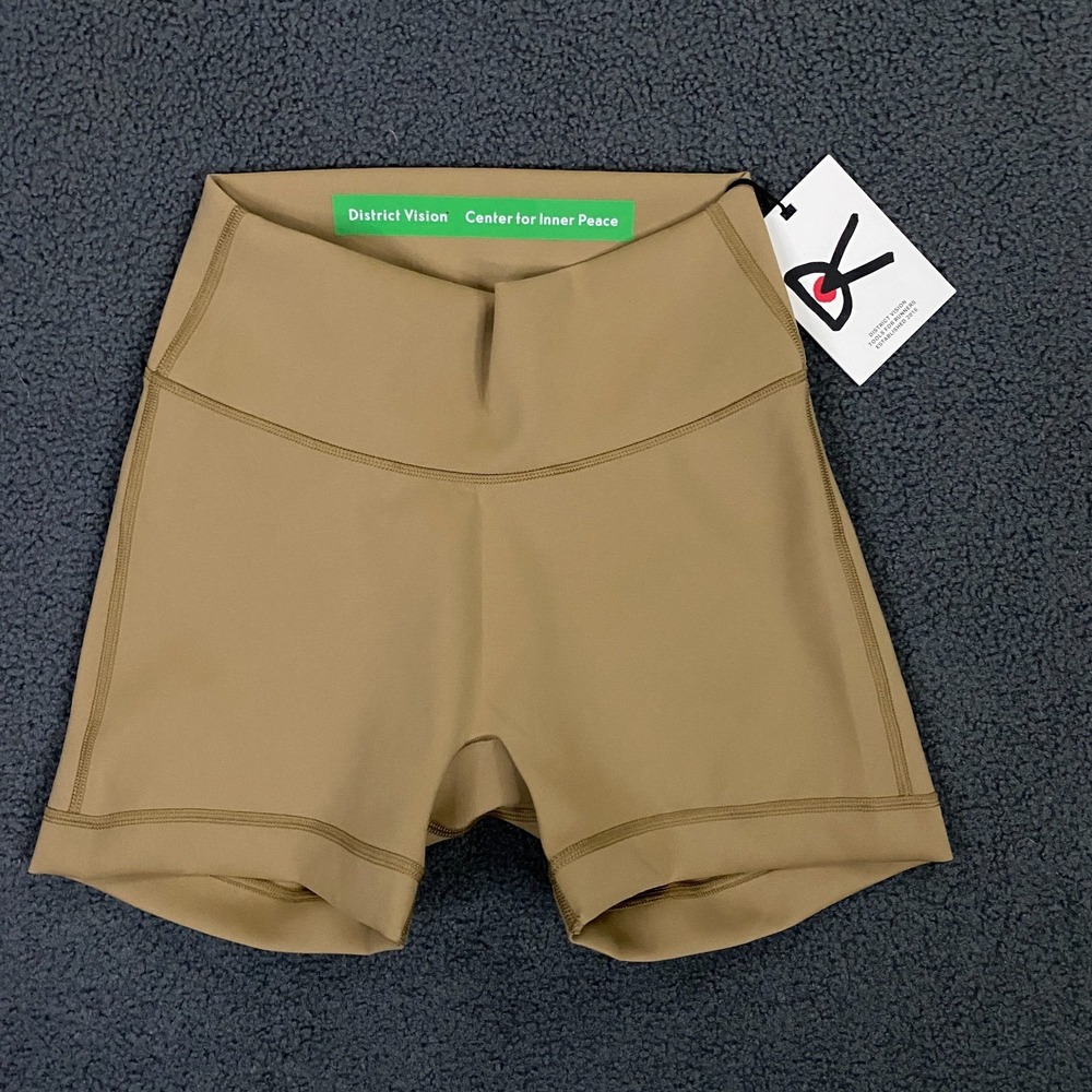 District Vision Shala Yoga Short Tights Womens Small Sand Beige Biker NWT